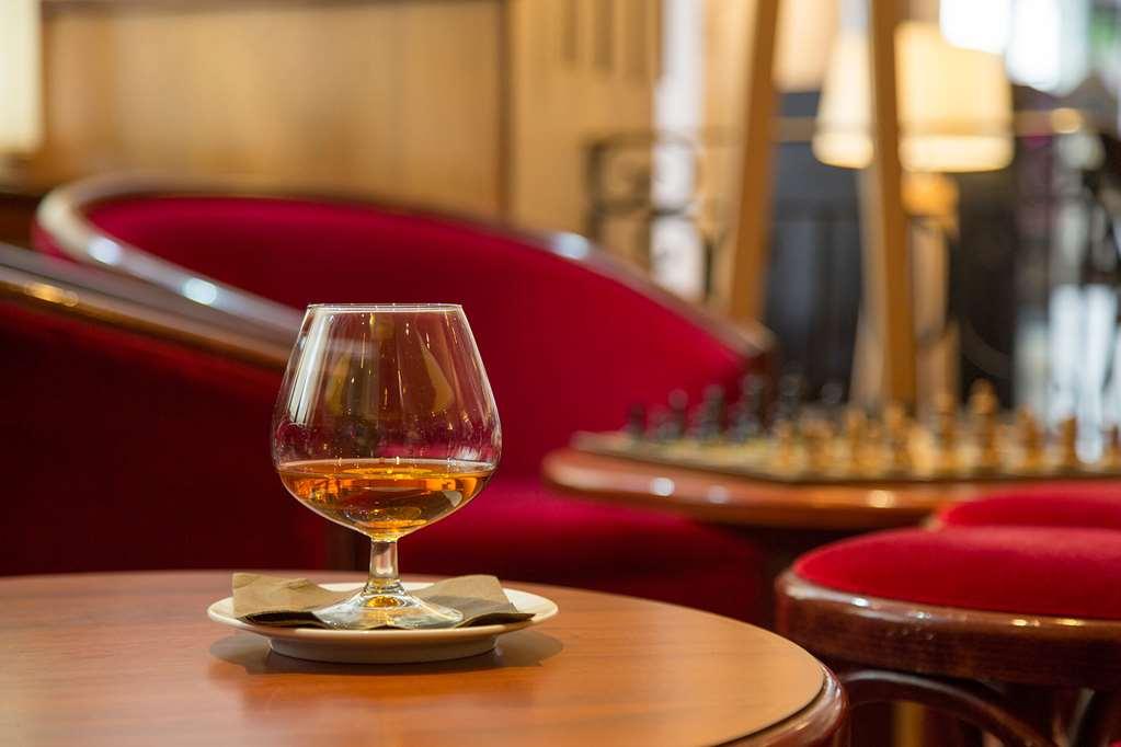 Brit Hotel Le Lion D'Or Chinon Fasilitas foto