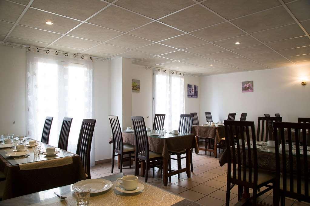 Brit Hotel Le Lion D'Or Chinon Fasilitas foto